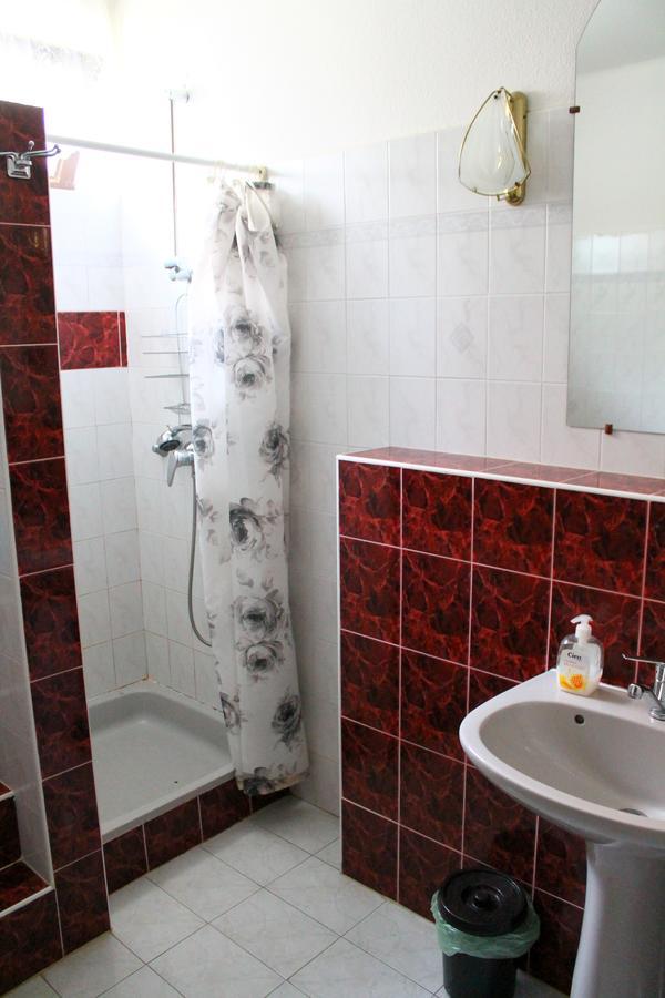 Ibolya Apartmanok Fonyod ภายนอก รูปภาพ