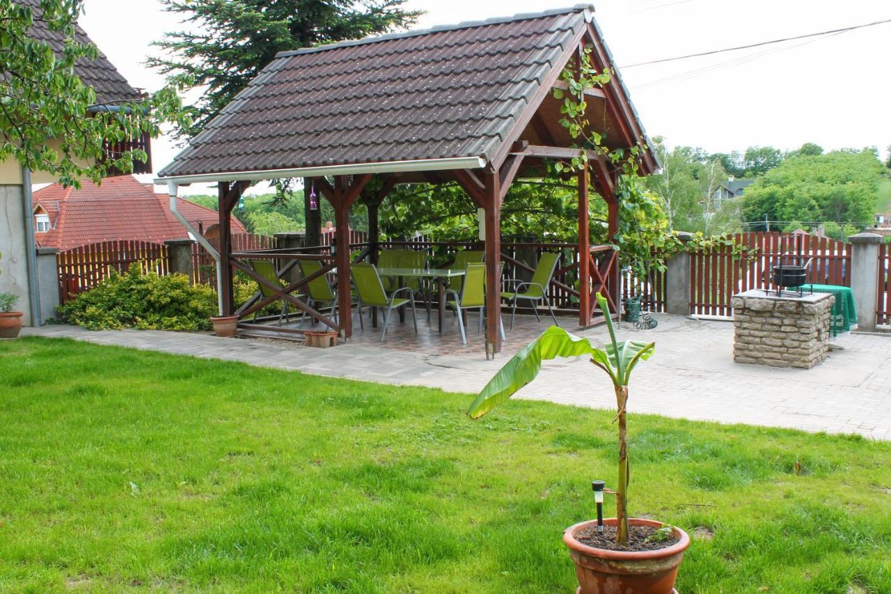 Ibolya Apartmanok Fonyod ภายนอก รูปภาพ